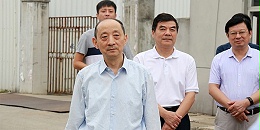 省人大常委会委员、农业与农村委员会主任委员李宏鸣一行莅临富煌三珍考察调研