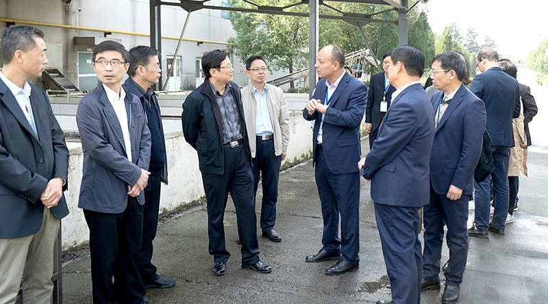 合肥市副市长朱策一行莅临富煌三珍科技特派员工作站调研